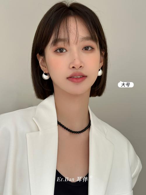 圆脸适合带什么耳环