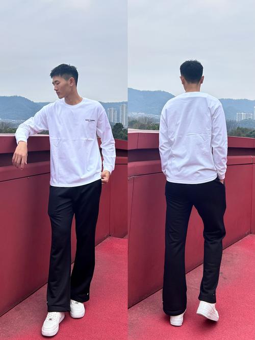 白t黑裤子怎么搭配什么外套