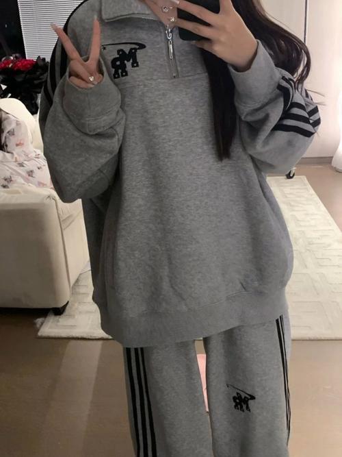 学生冬天套装怎么搭配图片