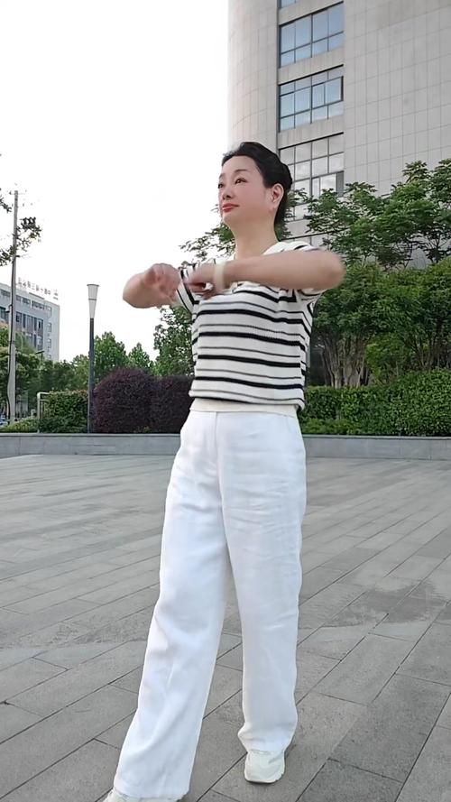 什么运动可以瘦胸