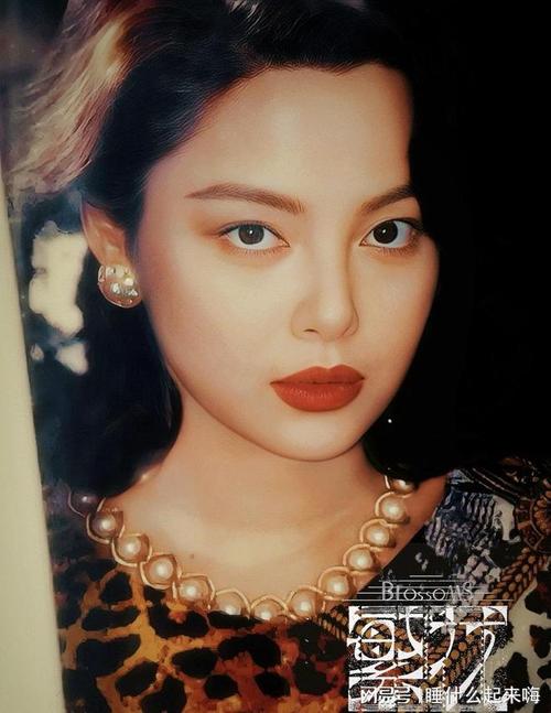 女生嘴唇厚代表什么