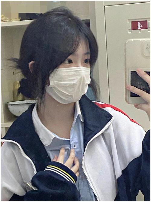 圆脸适合什么样的刘海