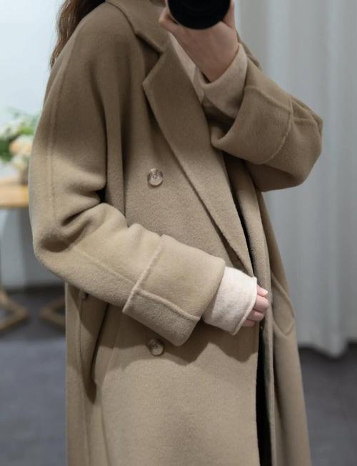 驼色是什么色系