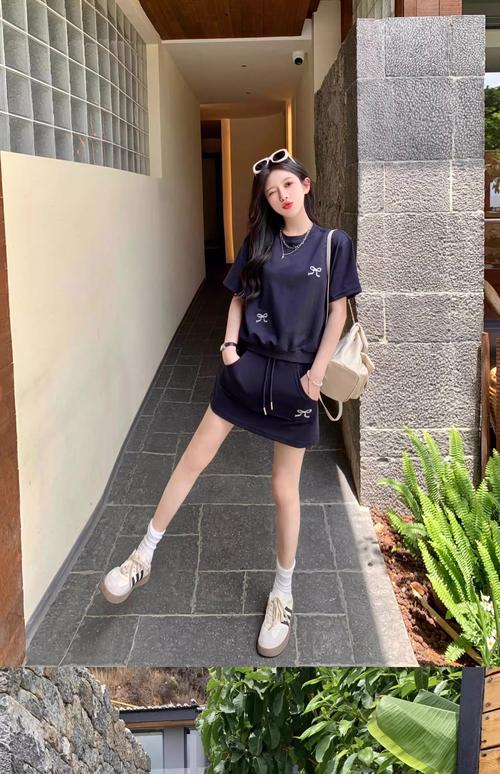 有小肚子怎么搭配a字裙