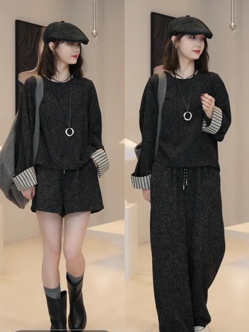 运动宽松上衣怎么搭配裤子