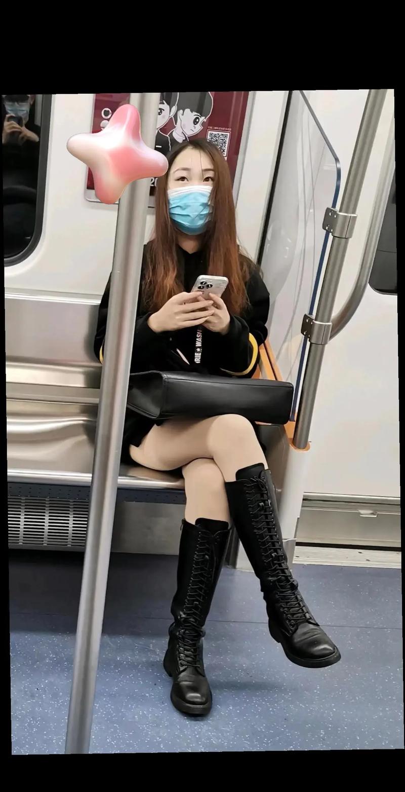 小腿长靴怎么搭配