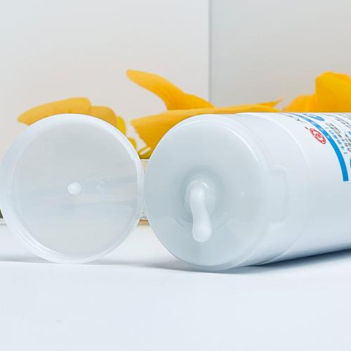 最新款大宝洗面奶