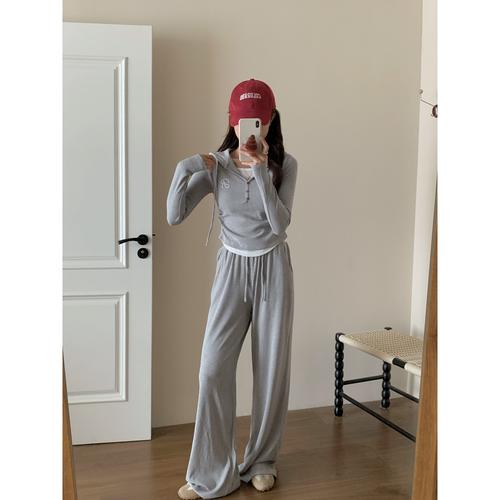 假二件针织衫怎么搭配裤子