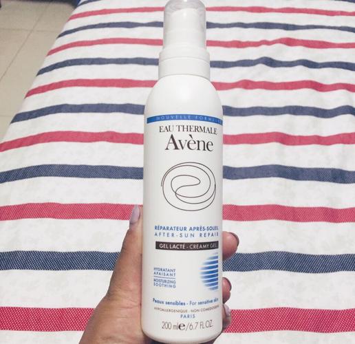 雅漾晒后修复乳最新