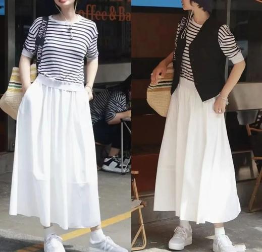 白色百褶裙怎么搭配衣服