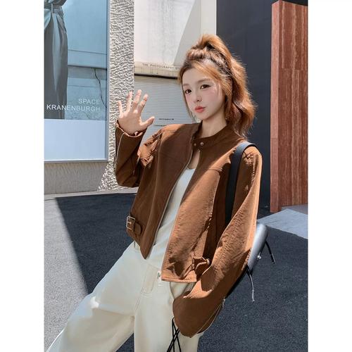 a版短款上衣怎么搭配什么外套好看吗