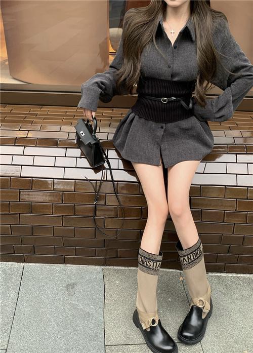 有腰封的衣服怎么搭配