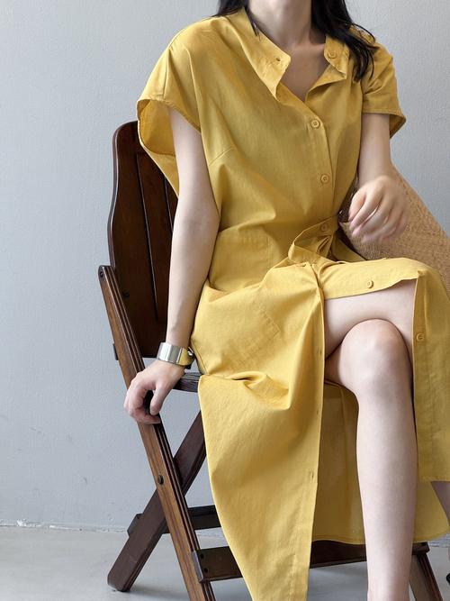 棉麻短裙怎么搭配上衣图