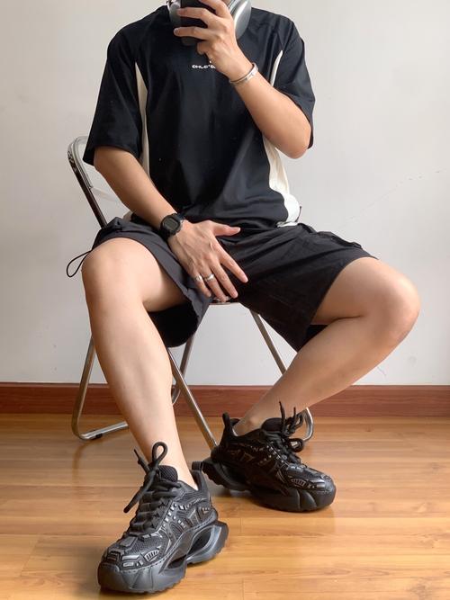 男生大腿粗穿什么裤子