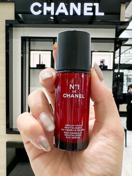 香奈儿最新眼线液
