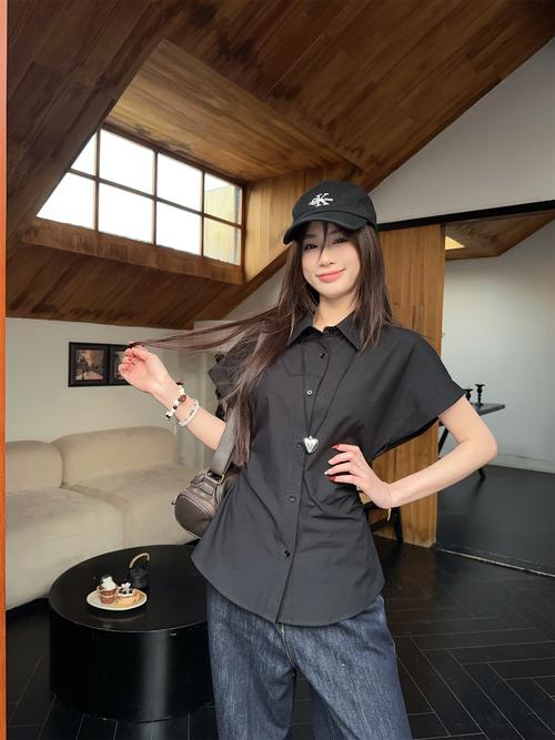 韩版短衬衣怎么搭配裤子好看图片大全