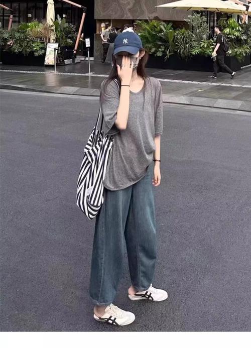 穿高腰裤怎么搭配图片