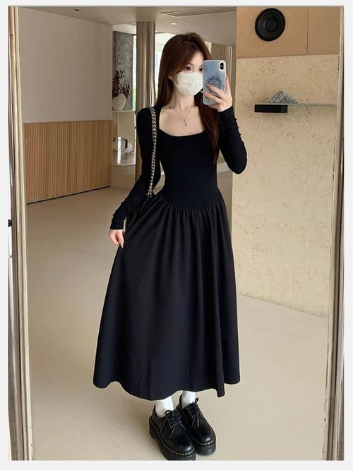 连衣裙长裙怎么搭配鞋子好看图片欣赏