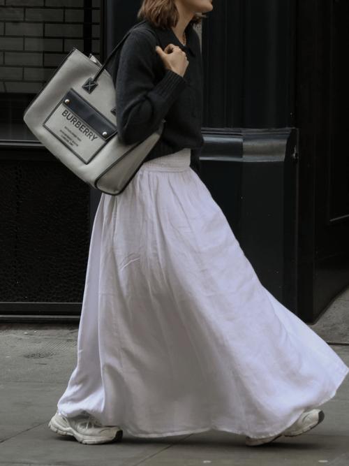 运动连衣裙怎么搭配裤子