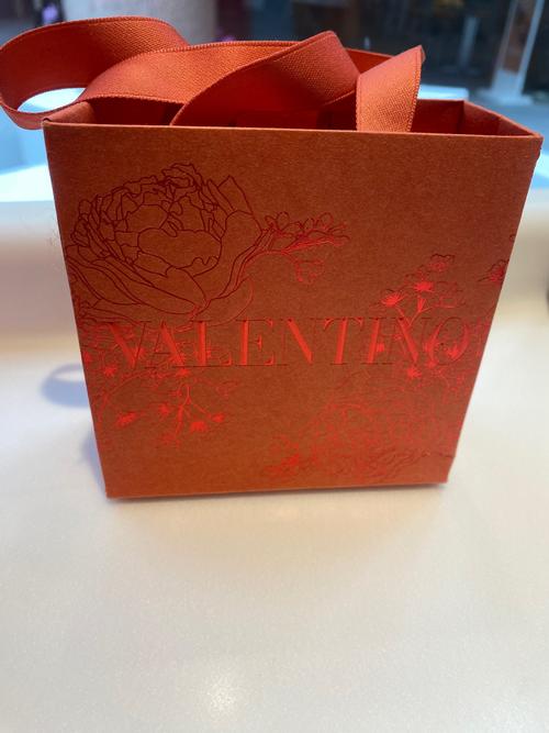 瓦伦蒂诺最新产品