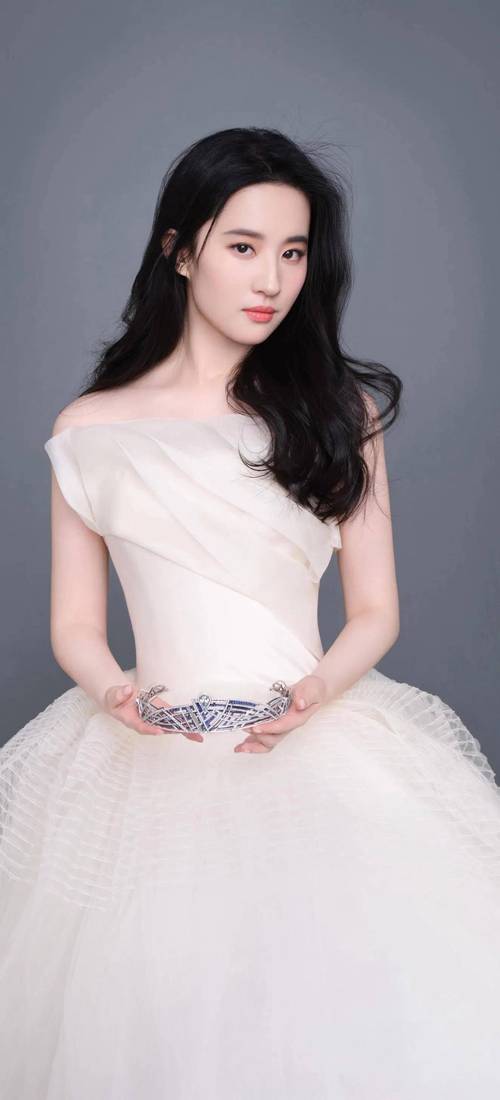 刘亦菲温碧泉最新