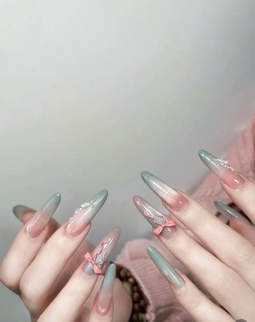 2025年最新法式美甲