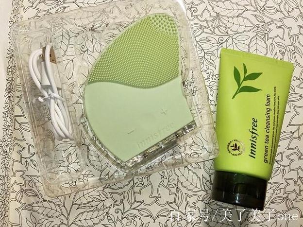 悦诗风吟最新洁面仪