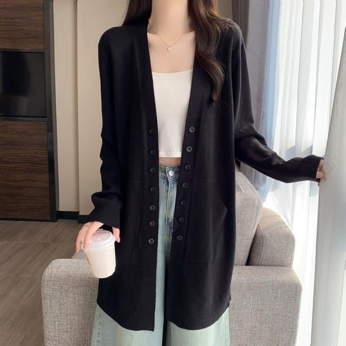 款毛衣怎么搭配外套