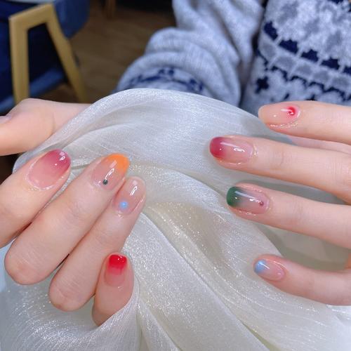 潮流多色炫丽指甲最新