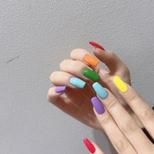 潮流多色炫丽指甲最新