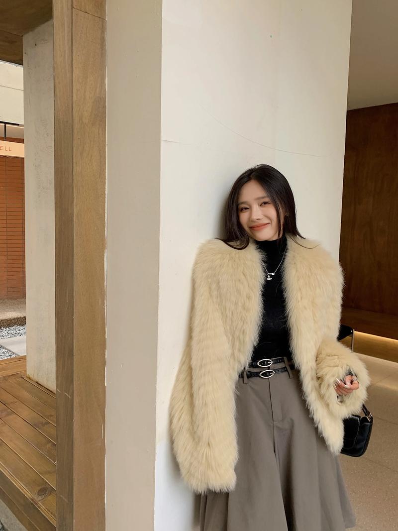 女装皮草怎么搭配好看吗