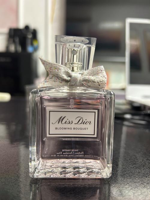 迪奥小姐最新款香水