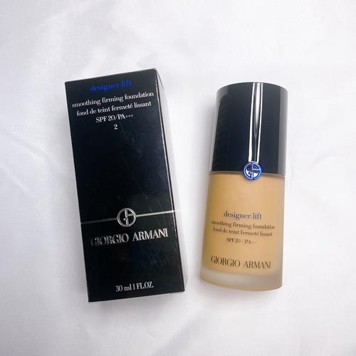 阿玛尼的大师级粉底液怎么搭配使用