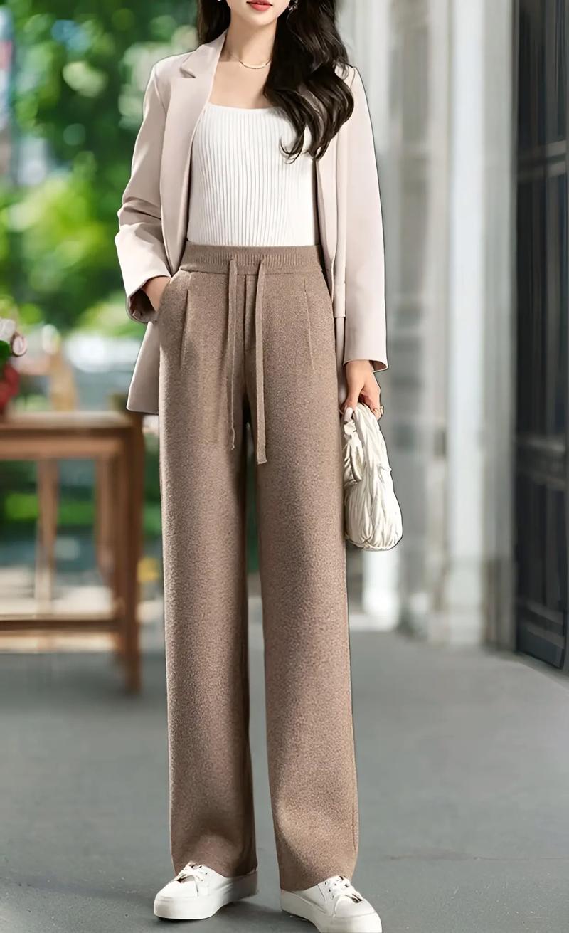 直筒毛线裤怎么搭配