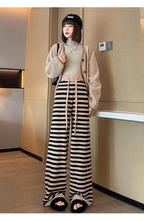 直筒毛线裤怎么搭配