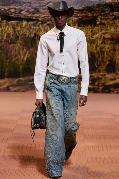 男生长靴 怎么搭配