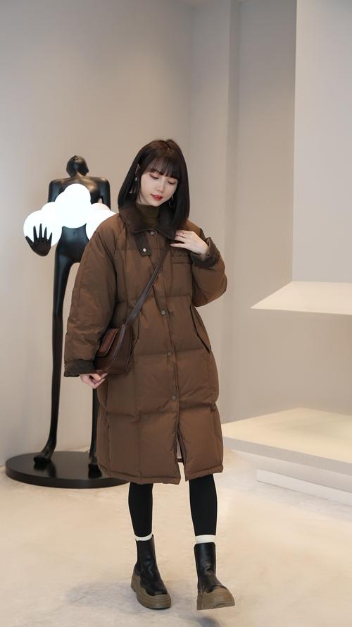 长款棉衣下面怎么搭配