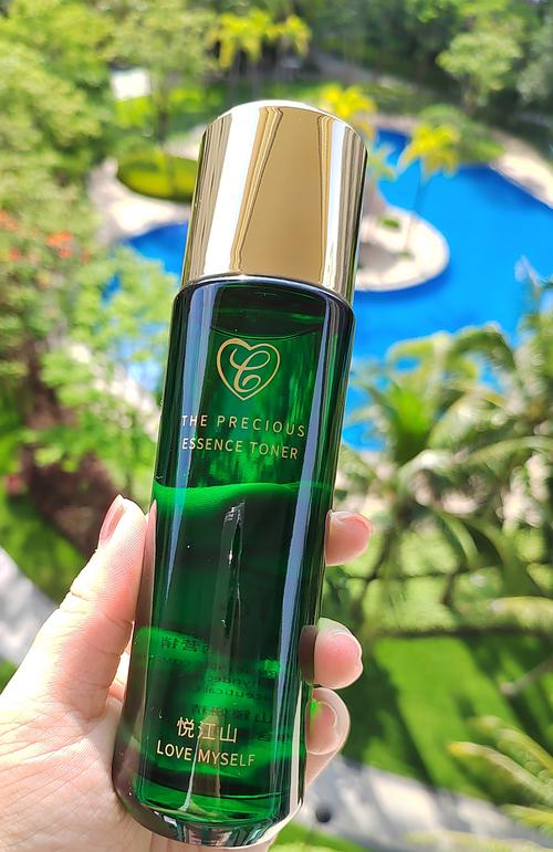 油性皮肤用什么补水