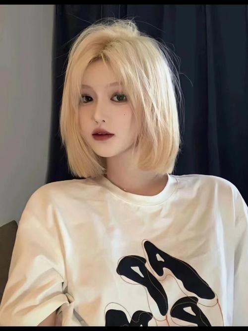 白皮肤适合什么发色