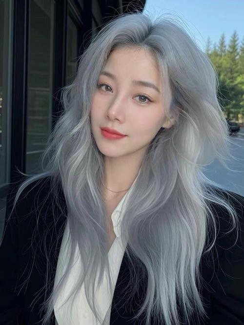 白皮肤适合什么发色