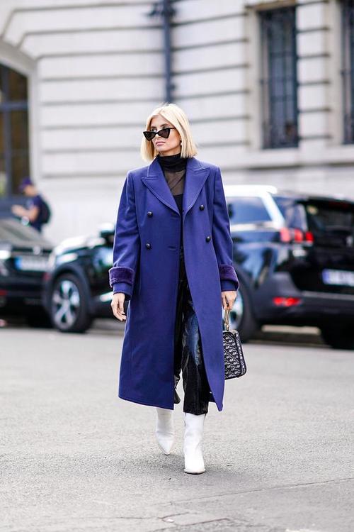 浅蓝色长外套怎么搭配好看吗