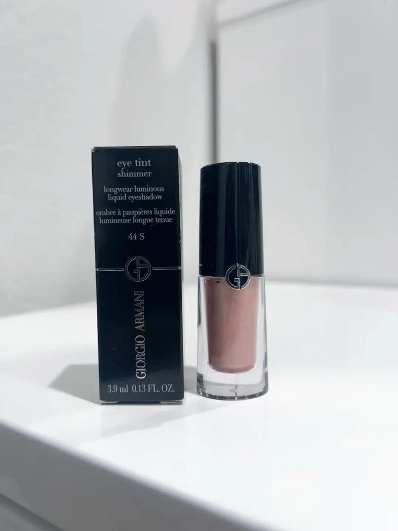 阿玛尼最新款眼影盘