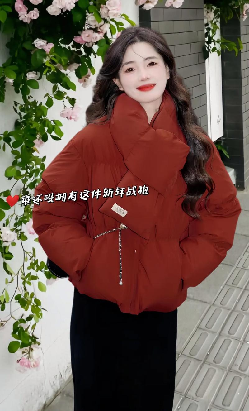 红棉衣怎么搭配什么围巾