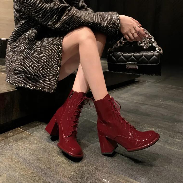 冬天红鞋子怎么搭配图