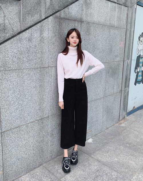 冬天裤子衣服怎么搭配图片女生图片