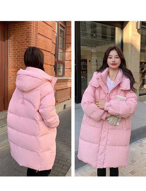 中长款粉色棉服怎么搭配图片女