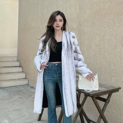 貂皮中长款怎么搭配