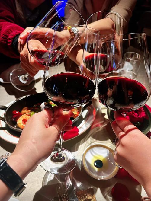 晚餐吃什么和红酒减肥吗