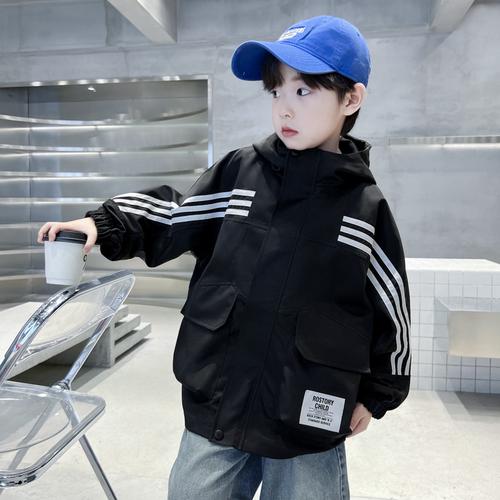 儿童黑色皮草外套怎么搭配图片