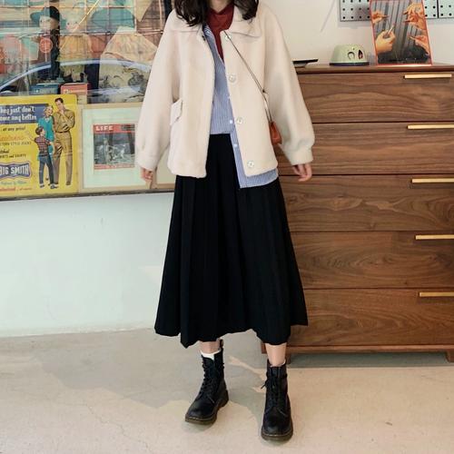 百褶裙冬天怎么搭配鞋子